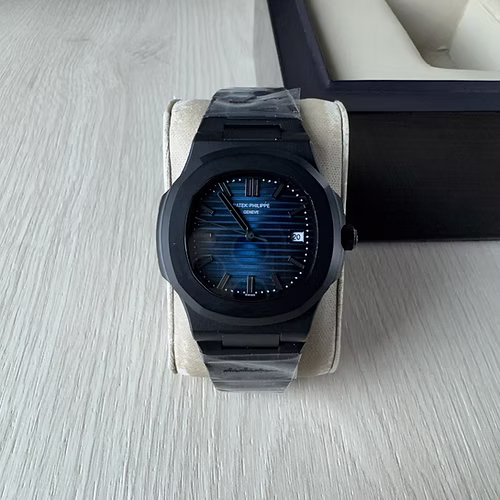 PATEK PHILIPPE NAUTILUS PRETO AZUL 40MM 1