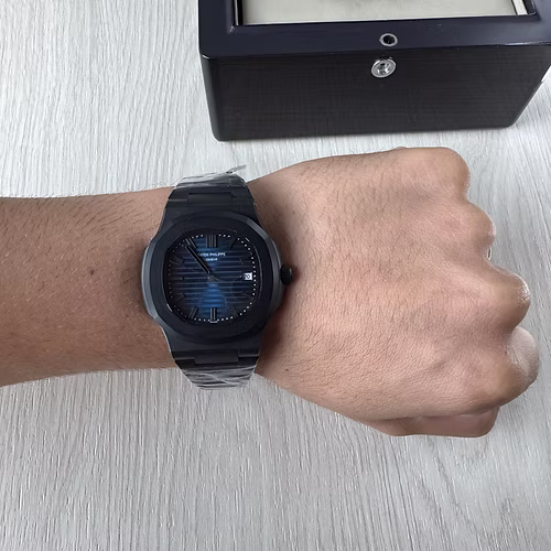 PATEK PHILIPPE NAUTILUS PRETO AZUL 40MM 2