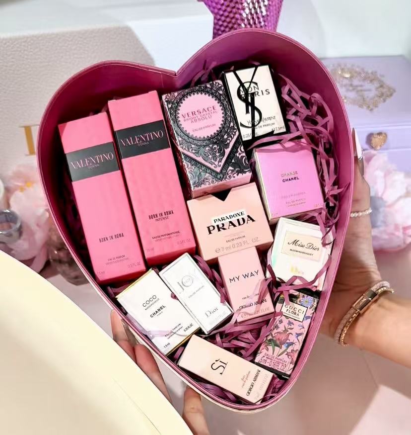 Romance Privé | Coleção com 12 Und. 2