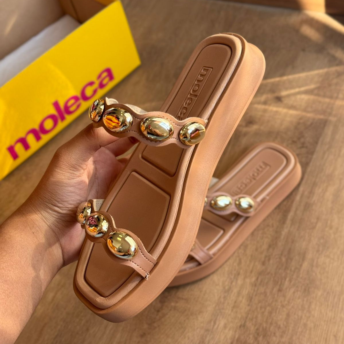 Sandália Moleca Detalhe de Pedrarias 5506.105 6