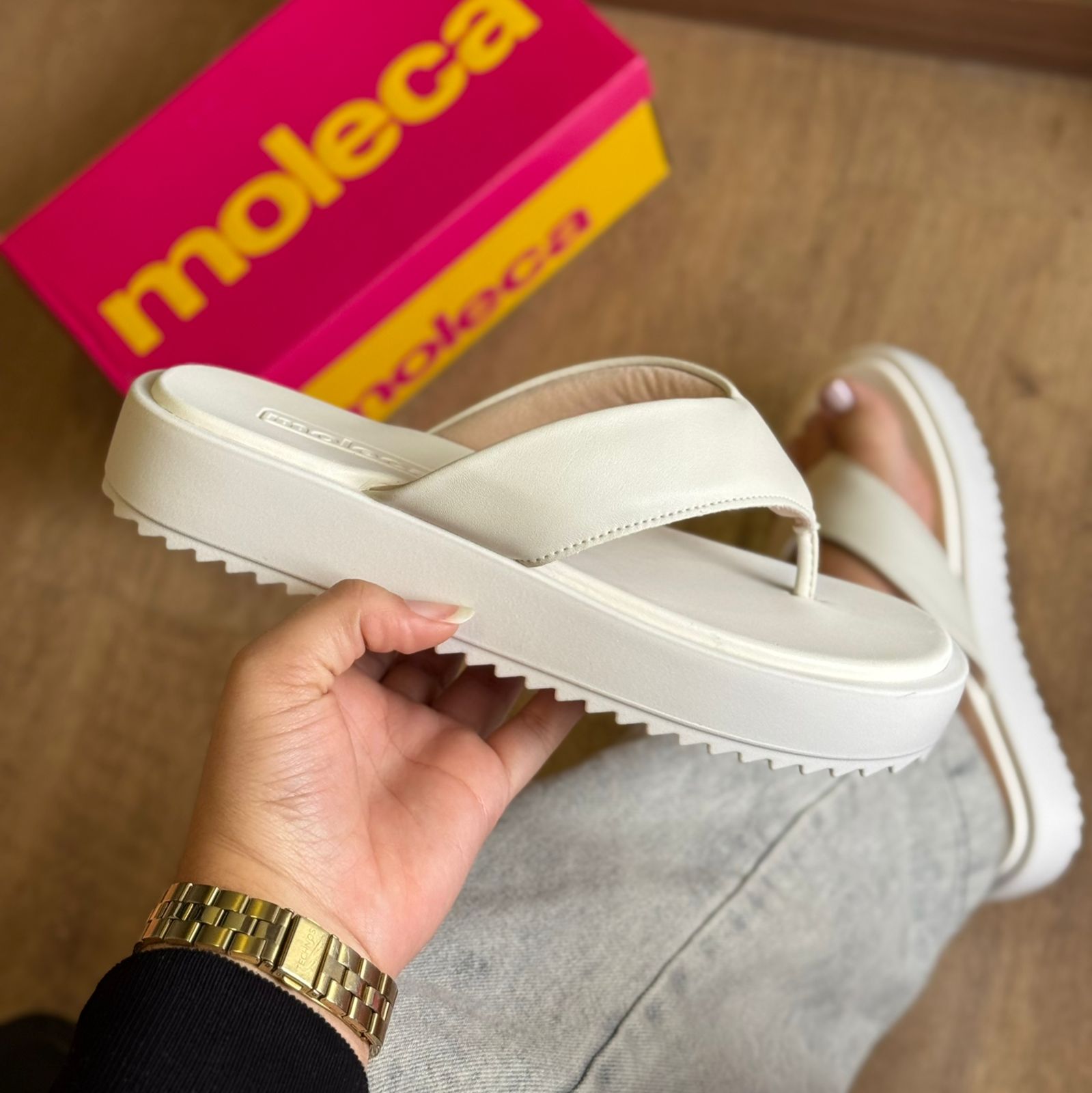 Chinelo de Dedo Moleca FlatForm 5489.100 3