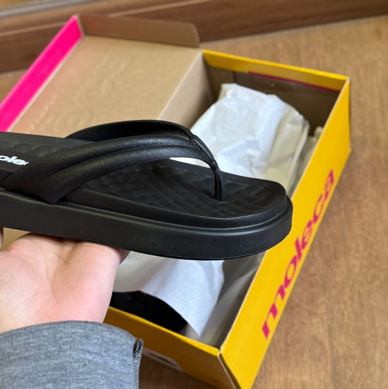 Chinelo de Dedo Moleca 5554.100 2