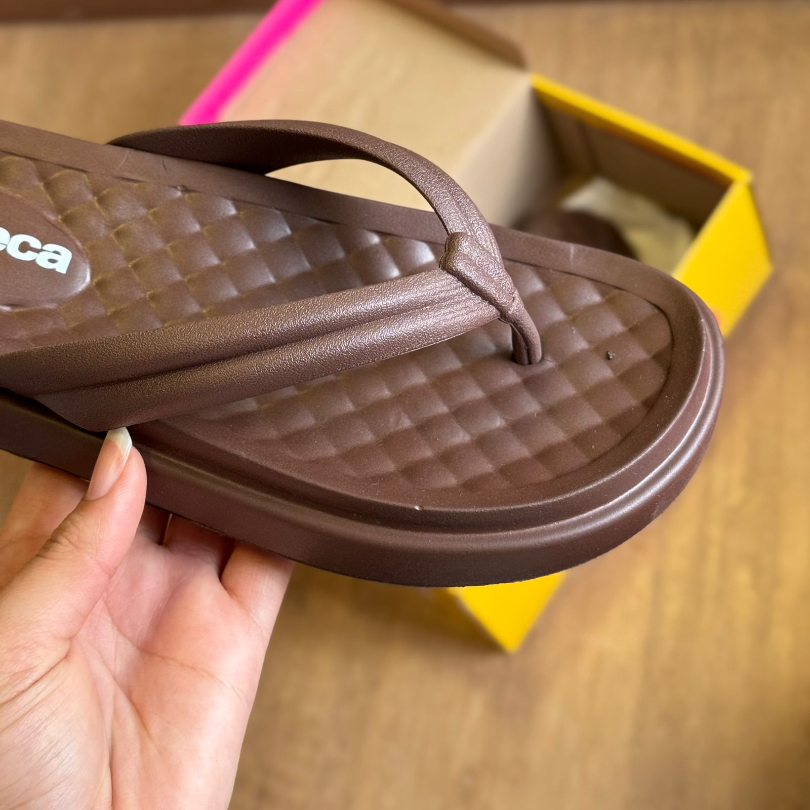 Chinelo de Dedo Moleca 5554.100 6